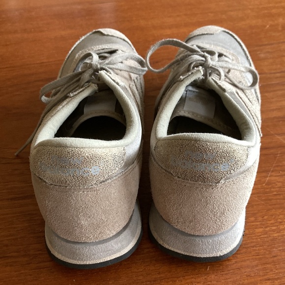 New Balance Women's Buty 620 Toe Caps, gray - Picture 7 of 13